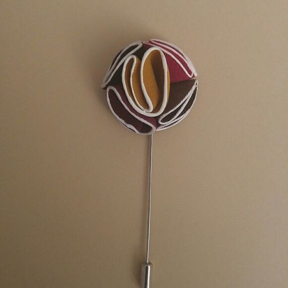 MEN'S POCKET SQUARE AND LAPEL PIN FLOWER #25. - Picture 4 of 4